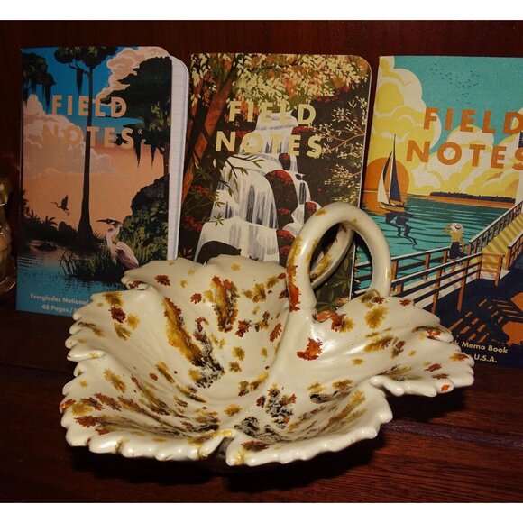 Vintage Handled Ceramic maple Leaf Trinket or Candy Dish white gold drip glaze - Picture 3 of 11